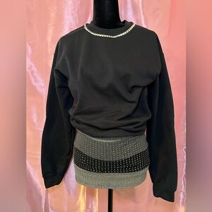 Crewneck sweatshirt rhinestone heart shaped black sweatshirt for woman